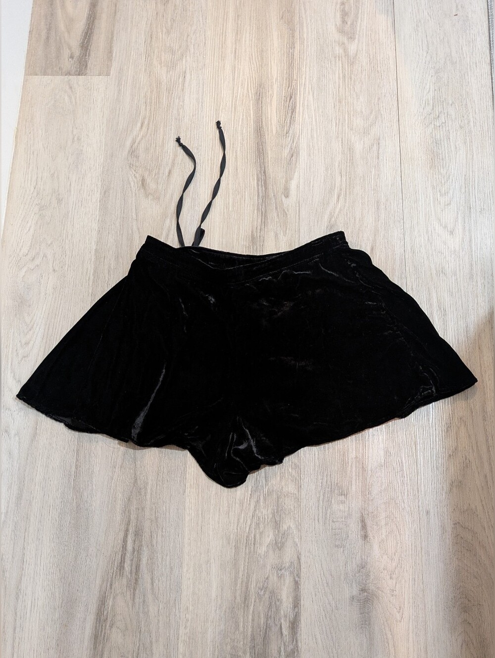 Free People Black Velvet Summer Flowy Skort - Size 6